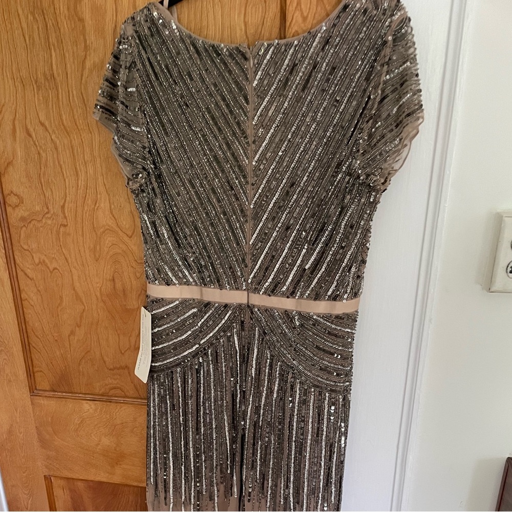 Adrianna Papell Beaded V Neck Gown in Nude/Brown. Size 16- NWT - Picture 4 of 4